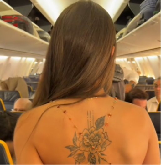 CRNA TI, ŠTA SI TO OBUKLA, NISI NA PLAŽI Devojka objavila video iz aviona, pa usijala internet - komentari su brutalni